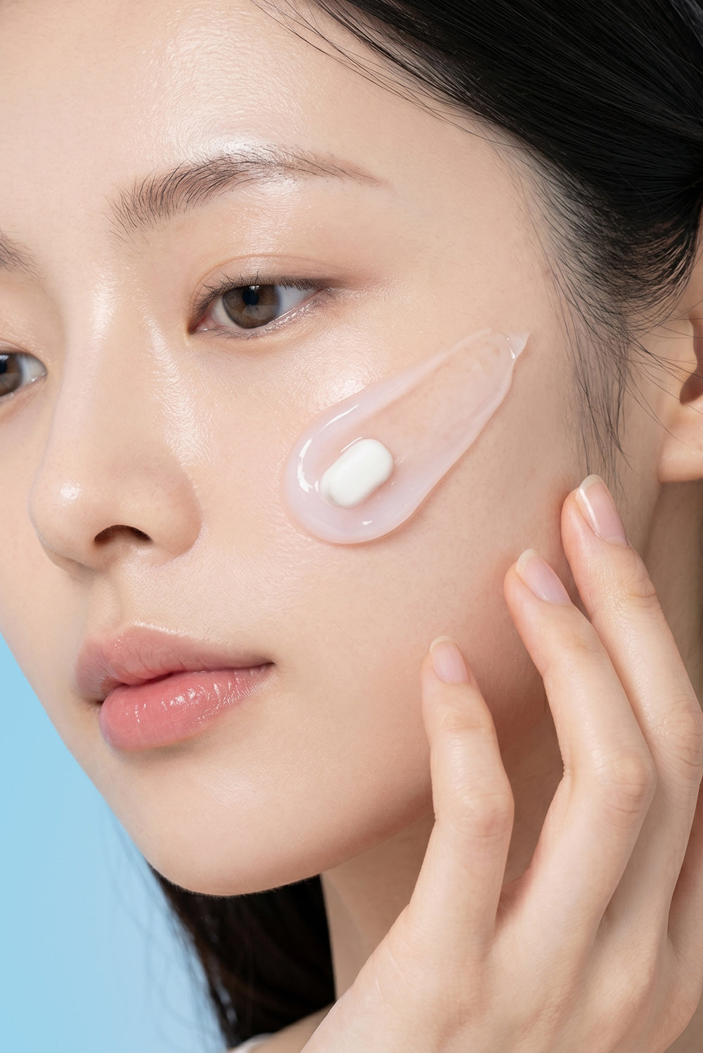 Eco+factory Rose Collagen Glow Gel Cream + Hyaluronic Acid Derma Glow Capsule Set